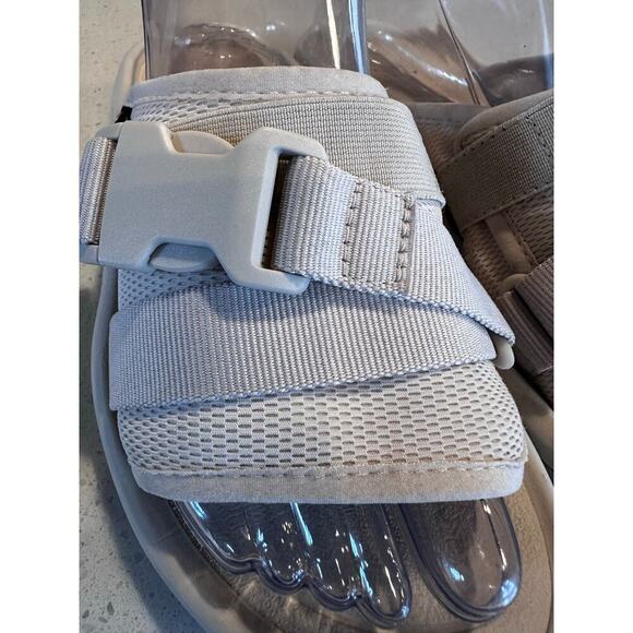 Teva Women's 6 Hurricane Verge Slip-On Slide Sandals in White - Picture 9 of 11